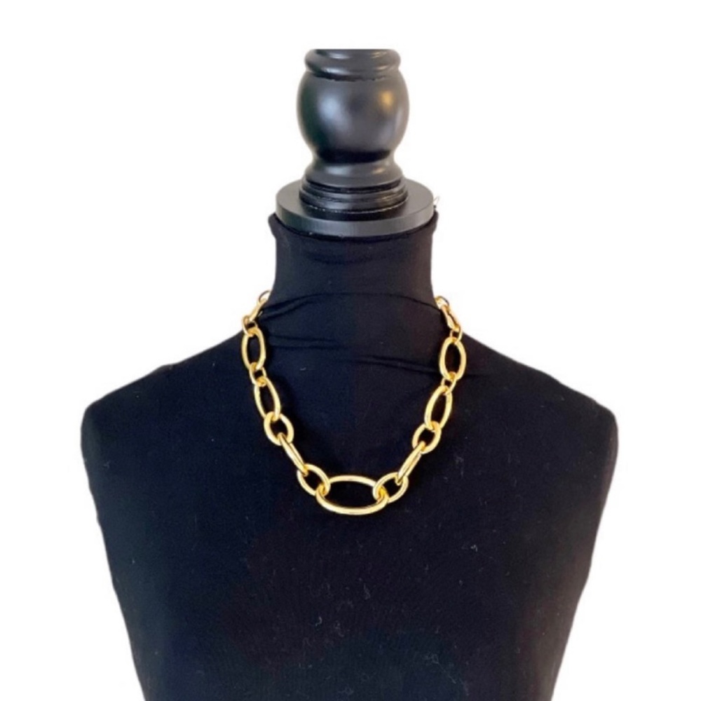 Beautiful Gold Plated Linked Necklace